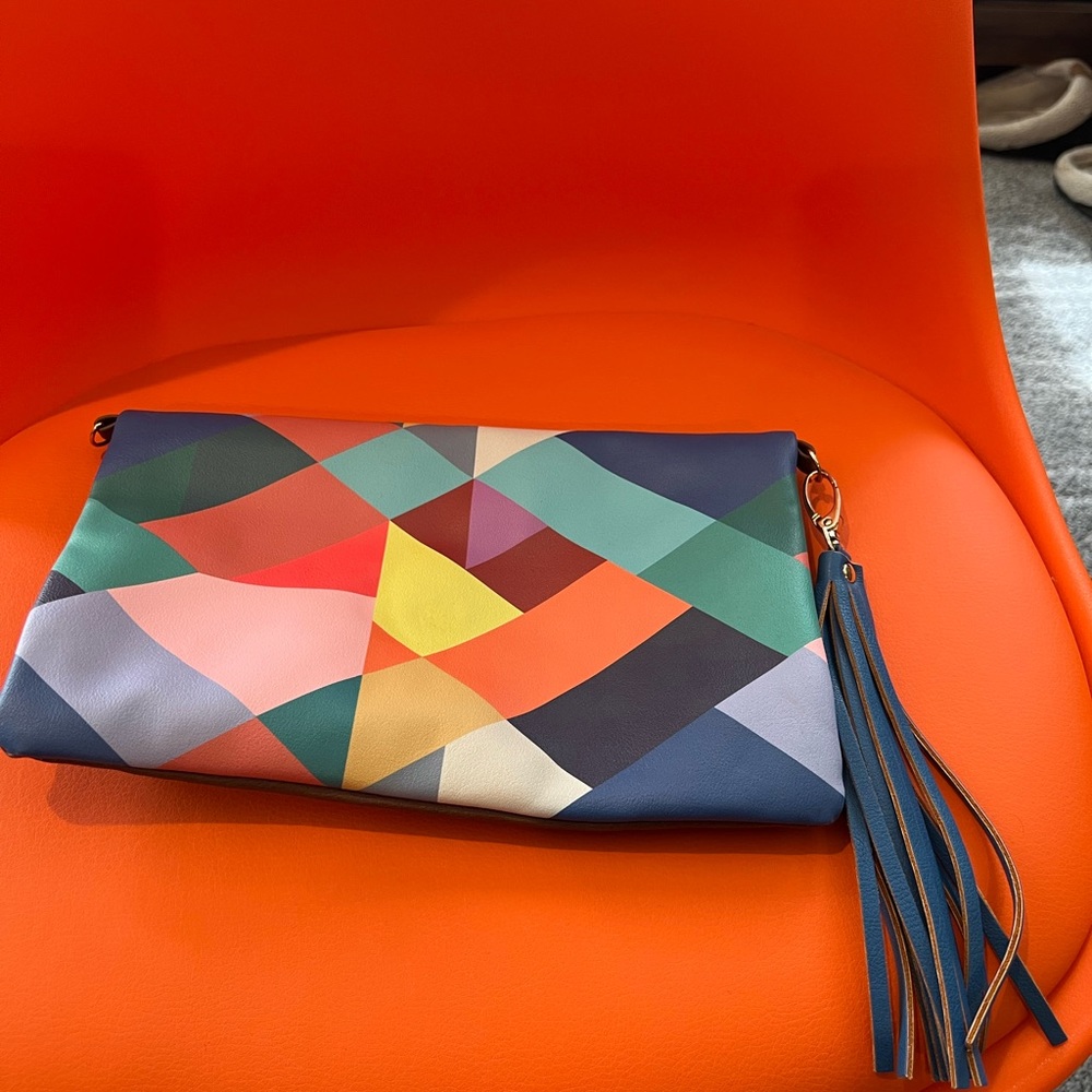 Colorful clutch. - Picture 3 of 4